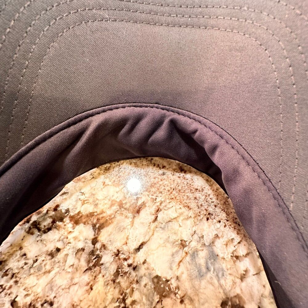 Nike Visor - Picture 6 of 10
